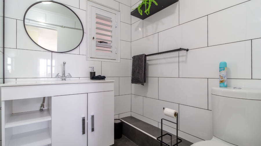 2 Bedroom Property for Sale in Big Bay Western Cape